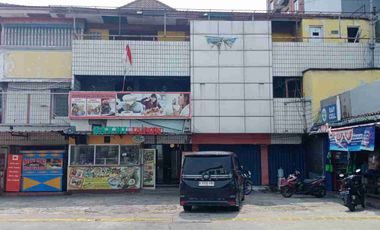 Ruko Super Strategis Dekat Terminal Rawamangun