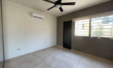 Casa en renta. Fracc. Puerta Magna, Zona Country, Villahermosa. Tabasco.