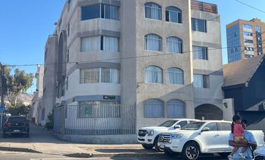 SE ARRIENDA OFICINA EN CALLE GALLEGUILLOS LORCA