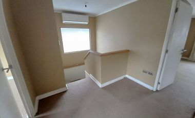 ARRIENDO O VENDO EXCELENTE CASA INDEPENDIENTE EN SECTOR LAS RASTRAS, MUY CERCANA A UNIVERSIDAD CATOLICA, MALL PLAZA MAULE