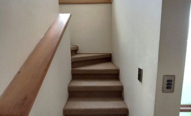 ARRIENDO O VENDO EXCELENTE CASA INDEPENDIENTE EN SECTOR LAS RASTRAS, MUY CERCANA A UNIVERSIDAD CATOLICA, MALL PLAZA MAULE