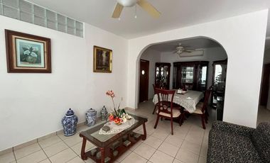 DEPARTAMENTO AMUEBLADO EN RENTA CALLE 5 DE FEBRERO,COLONIA CENTRO