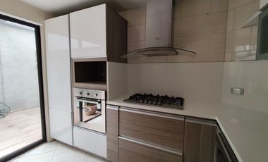 Casa en arriendo en Poblado del Sur en Poblado