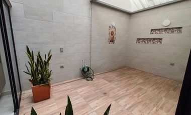 Casa en arriendo en Poblado del Sur en Poblado