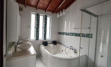 Casa en arriendo en Poblado del Sur en Poblado