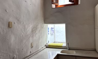 Venta Casa en el Centro con uso de suelo habitacional y comercio