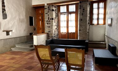 Venta Casa en el Centro con uso de suelo habitacional y comercio