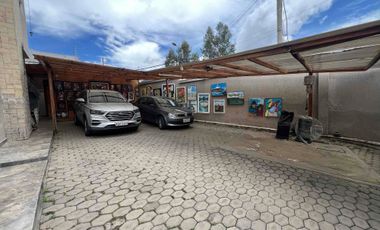 Casa independiente de Venta de 4 habitaciones en San Juan de Cumbayá