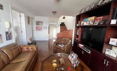 Casa independiente de Venta de 4 habitaciones en San Juan de Cumbayá