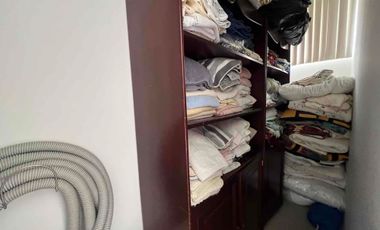 Casa independiente de Venta de 4 habitaciones en San Juan de Cumbayá