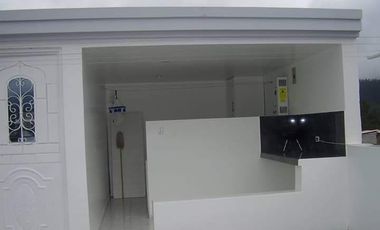 Venta casa rentera Ibarra 5 departamentos