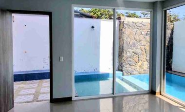 CASA EN VENTA SECTOR GAVILANES SUR DE MANTA