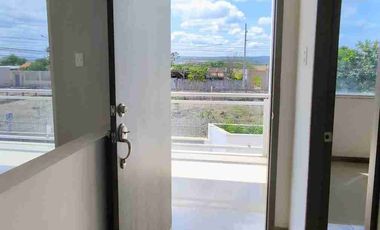 CASA EN VENTA SECTOR GAVILANES SUR DE MANTA