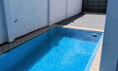 CASA EN VENTA SECTOR GAVILANES SUR DE MANTA