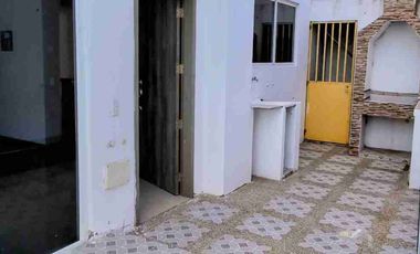 CASA EN VENTA SECTOR GAVILANES SUR DE MANTA