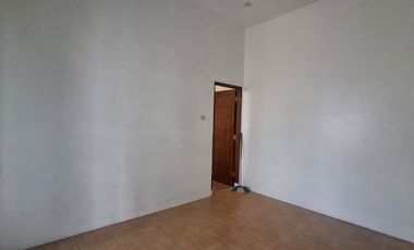 DISEWAKAN RUMAH SIAP HUNI DEKAT KAMPUS UGM JOGJA