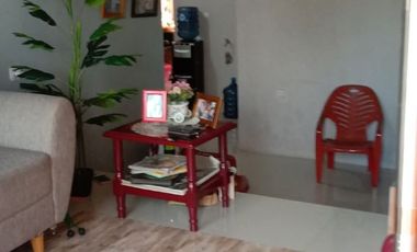 RUMAH MINIMALIS TERAWAT 2 LANTAI LINGKUNGAN NYAMAN SIAP HUNI DI CIMAHI