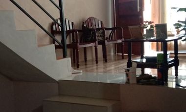 RUMAH MINIMALIS TERAWAT 2 LANTAI LINGKUNGAN NYAMAN SIAP HUNI DI CIMAHI