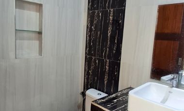 DIJUAL RUMAH MEWAH DEKAT ALUN - ALUN KLATEN