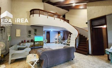 RUMAH 2 LANTAI DIJUAL DI SOLO DEKAT PASAR KLITIKAN