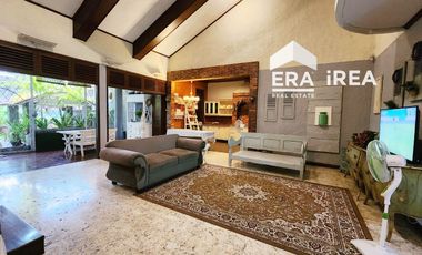 RUMAH 2 LANTAI DIJUAL DI SOLO DEKAT PASAR KLITIKAN