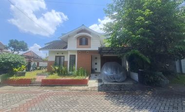 DIJUAL RUMAH MEWAH DEKAT SLEMAN CITY HALL JOGJA
