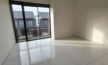 MURAH Rumah dijual di Kota Baru Parahyangan KBP Padalarang Bandung Bagus dan Terawat