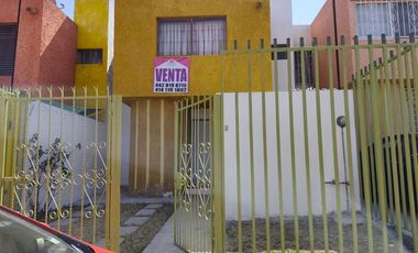 EXCELENTE UBICACIÓN EN SAN JUAN DEL RÍO