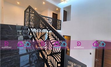 CASA NUEVA EN VENTA CON DOBLE ALTURA EN PACHUQUILLA, HGO.