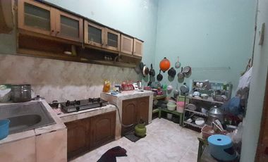 DIJUAL RUMAH SIAP HUNI DEKAT STASIUN PURWOSARI