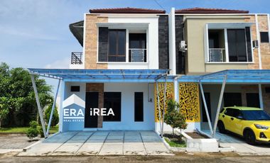 DIJUAL RUMAH CLUSTER MURAH 2 LANTAI DEKAT THE PARK MALL SOLO BARU