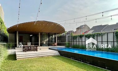 RUMAH MEWAH DIJUAL DI COLOMADU DEKAT DE TJOLOMADOE