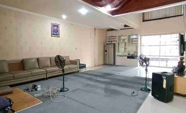 Dijual Rumah Strategis Dekat Stasiun Cakung di Soka Merah Harapan Baru Regency Bekasi Barat