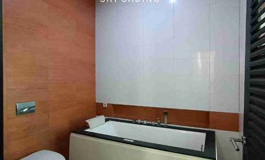 Dijual Rumah Strategis Dekat Stasiun Cakung di Soka Merah Harapan Baru Regency Bekasi Barat