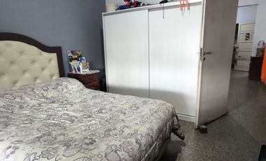 Casa en C. Alberdi 7755 - 1 Dorm, Patio Verde, Cocina, Cochera, Patio Verde