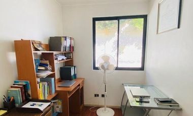 PERFIL INVERSIONISTAS: Casa No Perimetral | Av. Padre Sergio Correa | UF 9.990 | 3D + 3B + Escritorio + Servicio + Piscina + Terraza