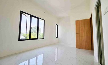 Dijual Rumah Bagus Minimalis Siap Huni Murah  di Harapan Indah Bekasi