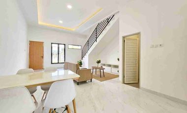 Dijual Rumah Bagus Minimalis Siap Huni Murah  di Harapan Indah Bekasi