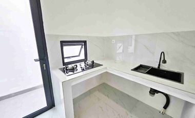 Dijual Rumah Bagus Minimalis Siap Huni Murah  di Harapan Indah Bekasi