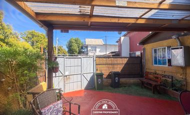 VENDE HERMOSA Y ACOGEDORA CASA EN EL MONTE