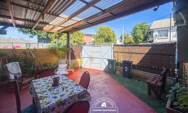 VENDE HERMOSA Y ACOGEDORA CASA EN EL MONTE