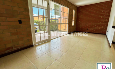 CASA EN ARRIENDO – UNIDAD CERRADA-$4.900.000