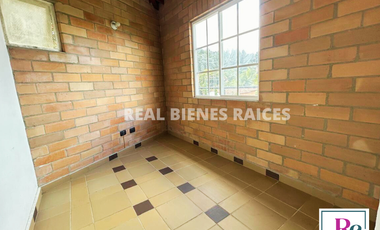 CASA EN ARRIENDO – UNIDAD CERRADA-$4.900.000