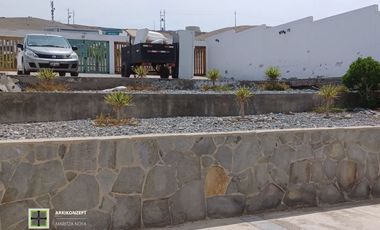 Departamento de Playa en Primer Piso con Terraza y Jardín | Vista al Mar – Playa Honda – 4 Dormitorios