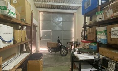 BODEGA COMERCIAL EN MODELO