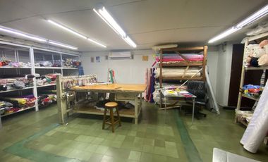 BODEGA COMERCIAL EN MODELO