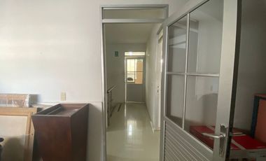 BODEGA COMERCIAL EN MODELO