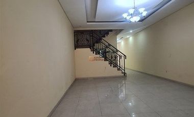 Strategis Jual Rumah 2Lt. Unfurnished Bagus Bangunan Baru di Kemanggisan Dekat ke Kampus Binus, Mall Central Park, Tanjung Duren & Palmerah