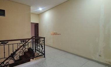 Strategis Jual Rumah 2Lt. Unfurnished Bagus Bangunan Baru di Kemanggisan Dekat ke Kampus Binus, Mall Central Park, Tanjung Duren & Palmerah