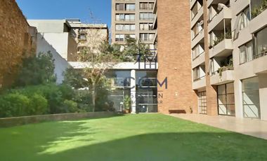 Metro Santa Lucía | Vista Despejada & Máximo Confort